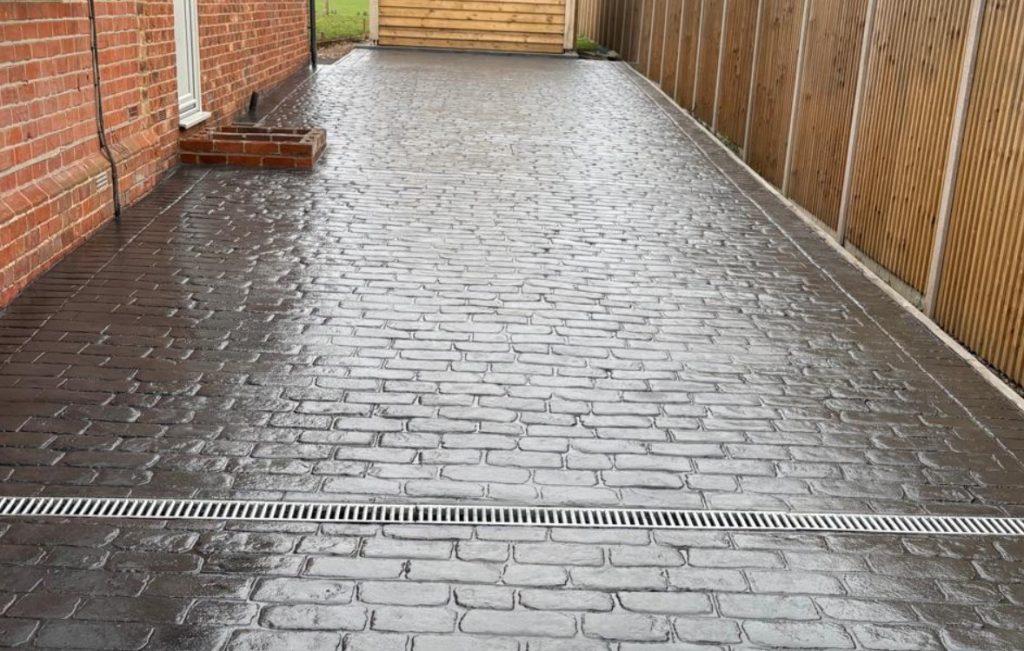 imprinted concrete driveway
