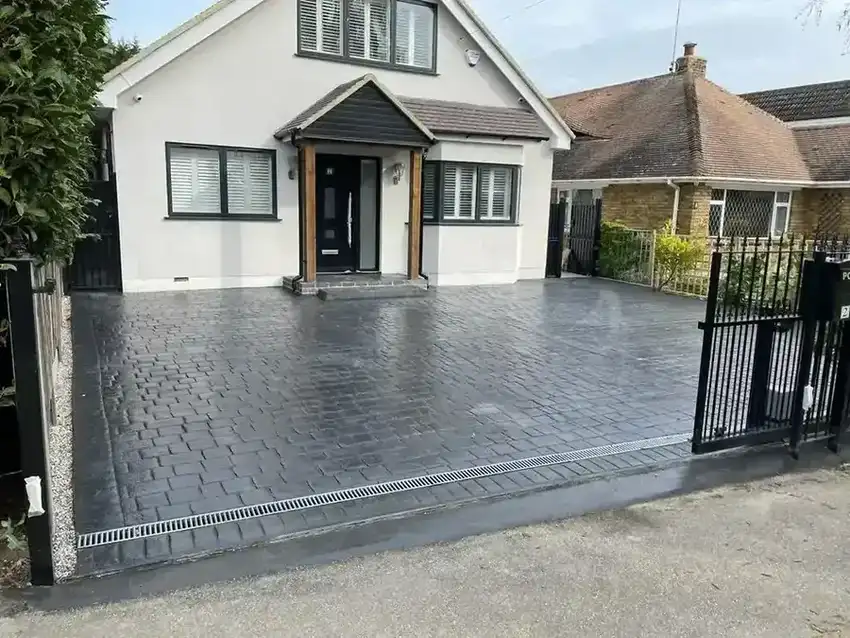 Pattern imprinted concrete driveway in Essex