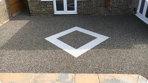 Block paved driveway with border