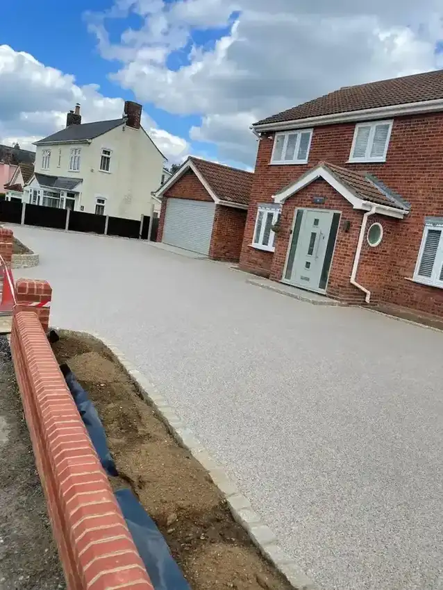 Resin bound stone driveway